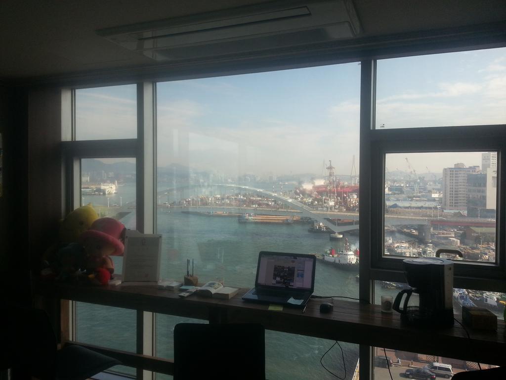 Auberge de jeunesse Aj House à Busan Extérieur photo