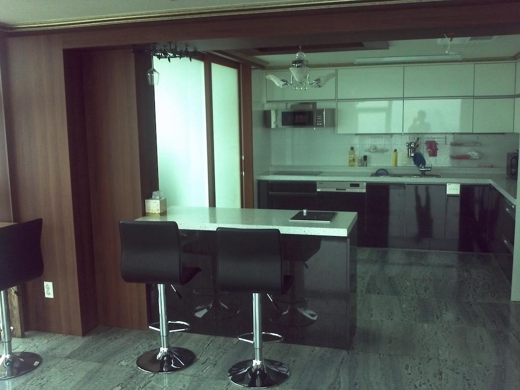 Auberge de jeunesse Aj House à Busan Extérieur photo