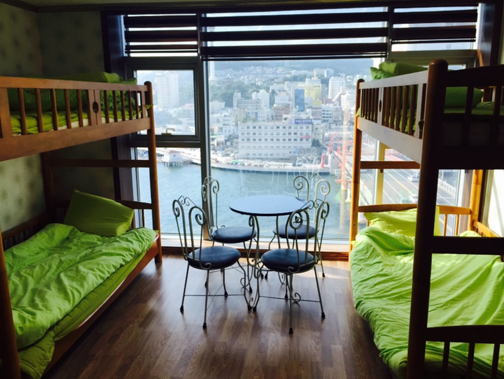 Auberge de jeunesse Aj House à Busan Extérieur photo
